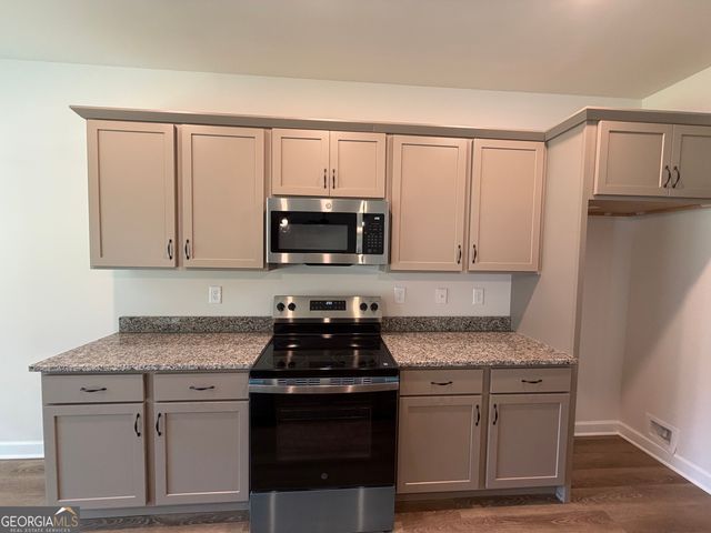 6467 Plantation Station Drive, Lula, GA 30554
