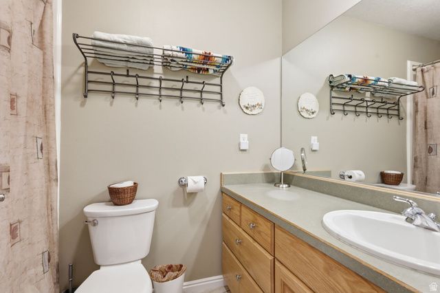 32 S SHADOW MTN DR, Logan, UT 84321