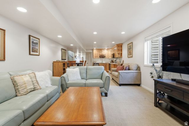 32 S SHADOW MTN DR, Logan, UT 84321