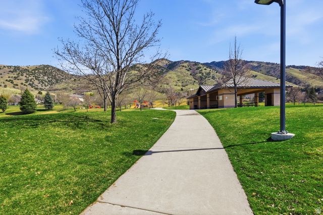 32 S SHADOW MTN DR, Logan, UT 84321