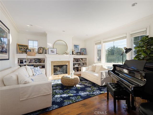 1201 E Pine, El Segundo, CA 90245