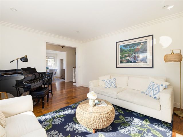 1201 E Pine, El Segundo, CA 90245