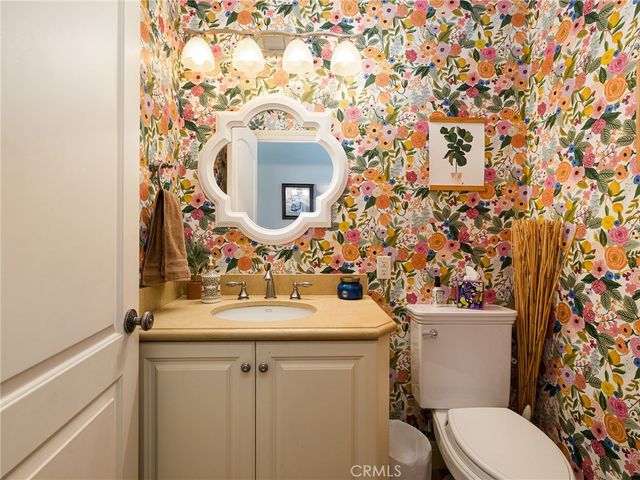 1201 E Pine, El Segundo, CA 90245