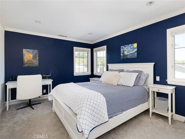 1201 E Pine, El Segundo, CA 90245