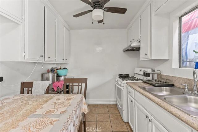 6118 S Main, Los Angeles, CA 90003