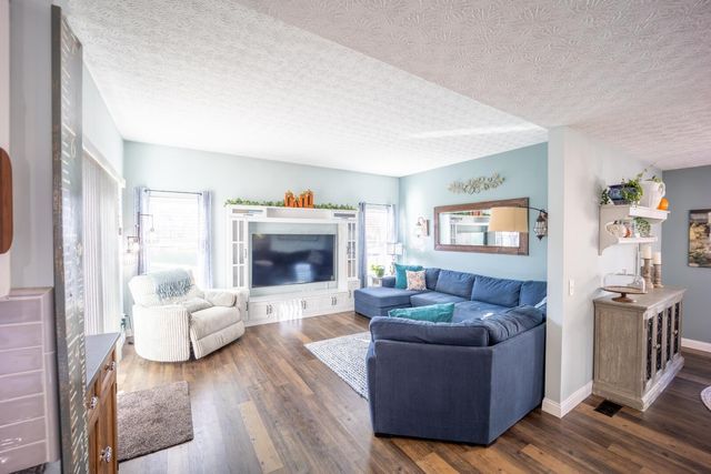 5404 Covington Meadows Drive, Westerville, OH 43082