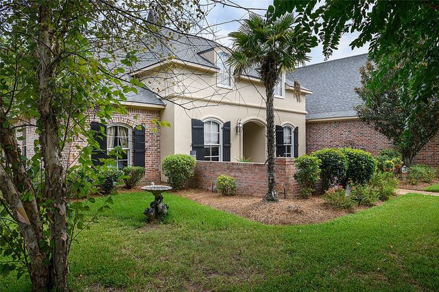 1166 Waters Edge Circle, Shreveport, LA 71106