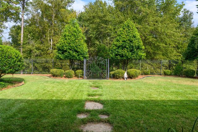 1166 Waters Edge Circle, Shreveport, LA 71106