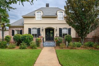 1166 Waters Edge Circle, Shreveport, LA 71106