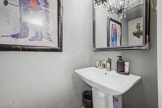 500 W Clarendon Avenue A4, Phoenix, AZ 85013