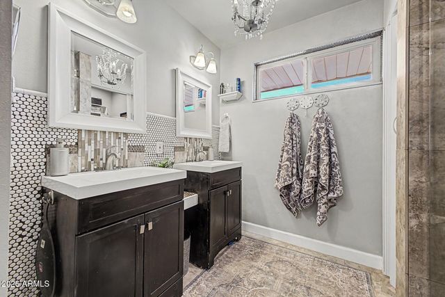 500 W Clarendon Avenue A4, Phoenix, AZ 85013