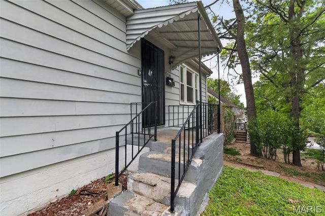 416 Ballman Avenue, St Louis, MO 63135