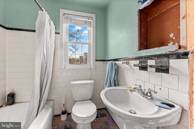 1806 LOCH SHIEL RD, Towson, MD 21286