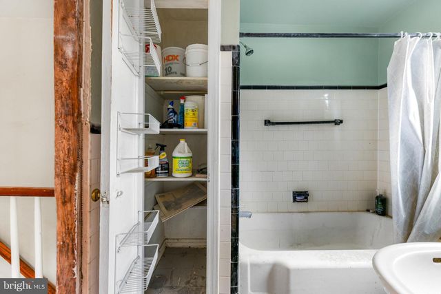 1806 LOCH SHIEL RD, Towson, MD 21286