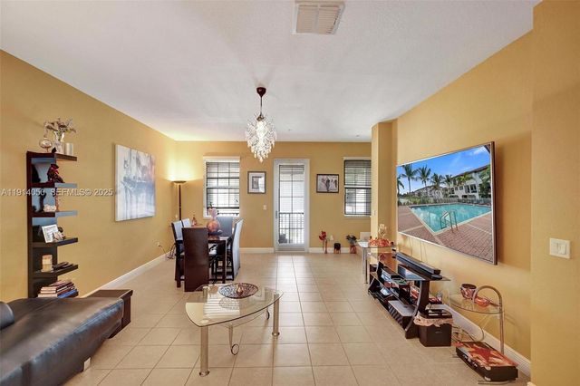 2659 SW 118th Rd, Miramar, FL 33025