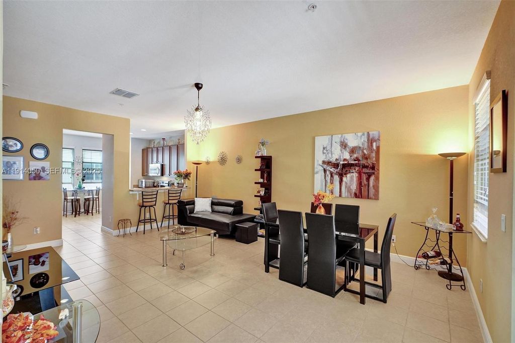 2659 SW 118th Rd, Miramar, FL 33025