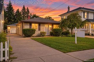 5970 N Silvery Lane, Dearborn Heights, MI 48127