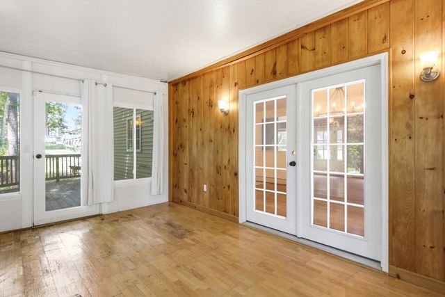 11 Navajo St, Hubbardston, MA 01452