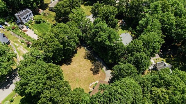 11 Navajo St, Hubbardston, MA 01452