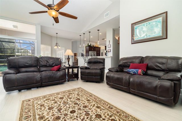 7628 APPLE TREE CIRCLE, Orlando, FL 32819