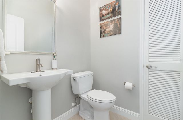 7628 APPLE TREE CIRCLE, Orlando, FL 32819