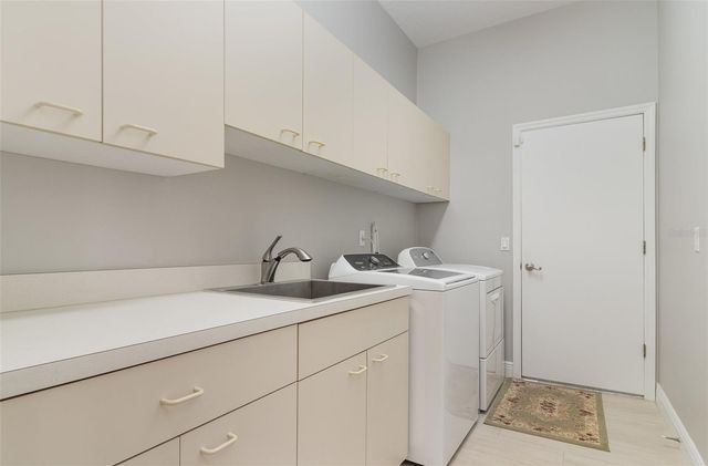 7628 APPLE TREE CIRCLE, Orlando, FL 32819