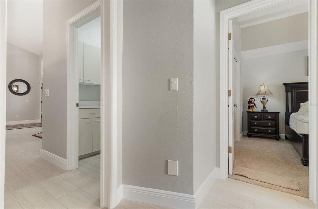 Image 31 of property listing at 7628 APPLE TREE CIRCLE, Orlando, FL 32819