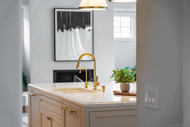 7823 Calle Cima, Rancho Santa Fe, CA 92067