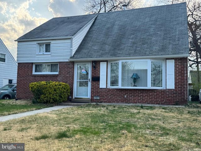 743 HICKORY RD, Secane, PA 19018