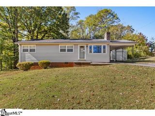 4 Dell Circle, Travelers Rest, SC 29690