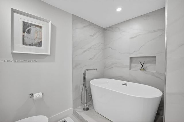 3610 Yacht Club Dr 508, Aventura, FL 33180