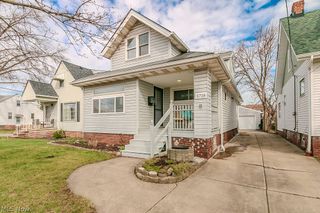 5718 Delora Avenue, Brooklyn, OH 44144