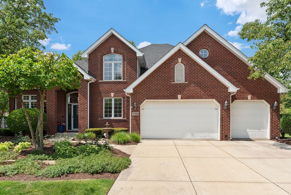 17304 Buck Drive, Orland Park, IL 60467