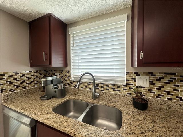 7800 FAIRLAWN DRIVE, Hudson, FL 34667
