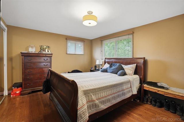 2478 Hiller Road, West Bloomfield, MI 48324