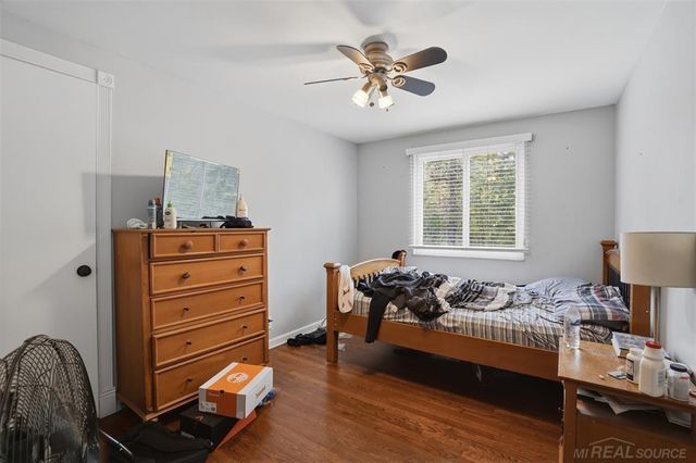 2478 Hiller Road, West Bloomfield, MI 48324