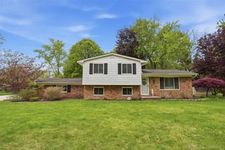 2478 Hiller Road, West Bloomfield, MI 48324