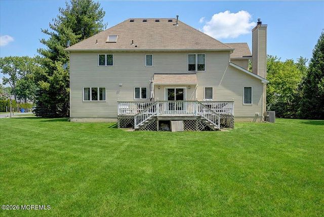 57 Jamestown Drive, Eatontown, NJ 07724