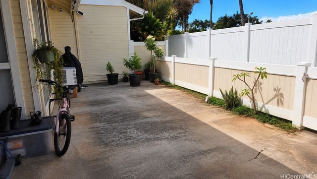 91-970 Laaulu Street 37E, Ewa Beach, HI 96706