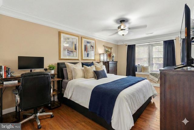 5409 CHESHIRE MEADOWS WAY, Fairfax, VA 22032