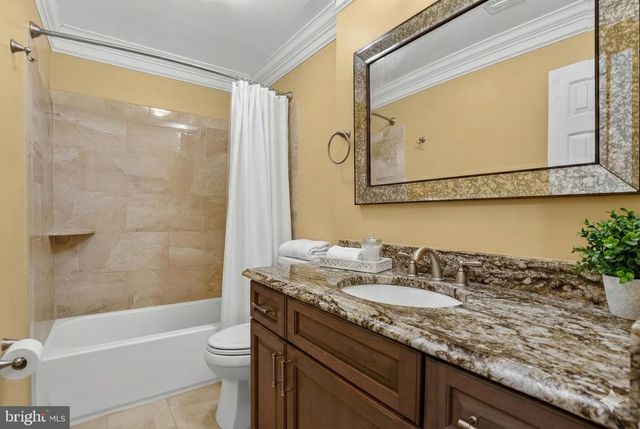 5409 CHESHIRE MEADOWS WAY, Fairfax, VA 22032