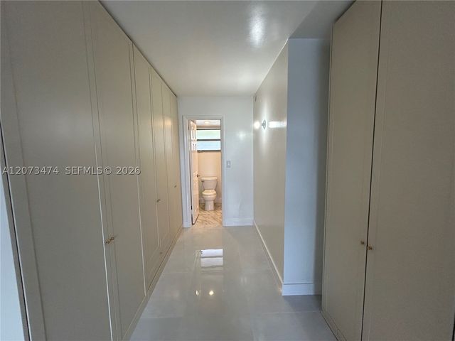 3550 NE 169th St 304, North Miami Beach, FL 33160