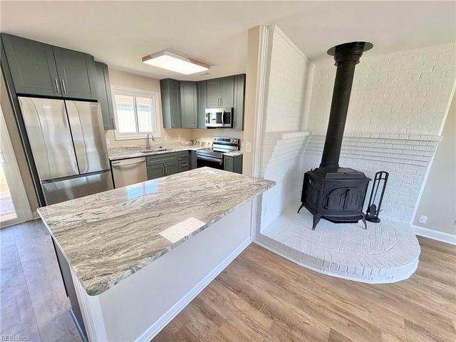 1101 Fontana Avenue, Chesapeake, VA 23325