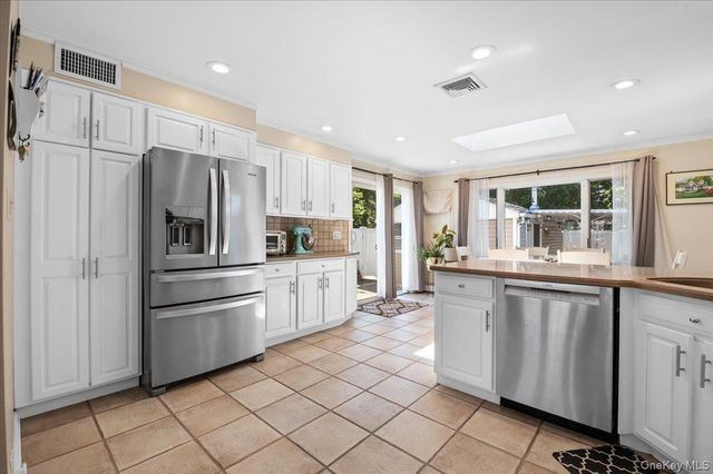 1882 Byrd Drive, East Meadow, NY 11554