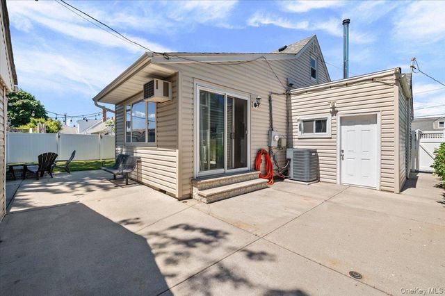 1882 Byrd Drive, East Meadow, NY 11554