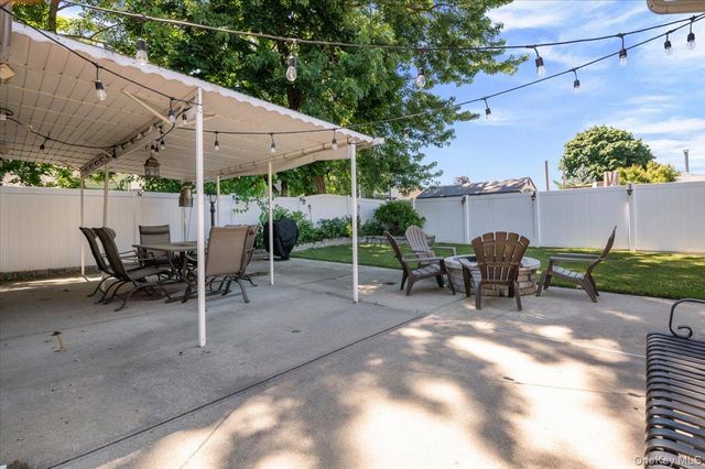1882 Byrd Drive, East Meadow, NY 11554