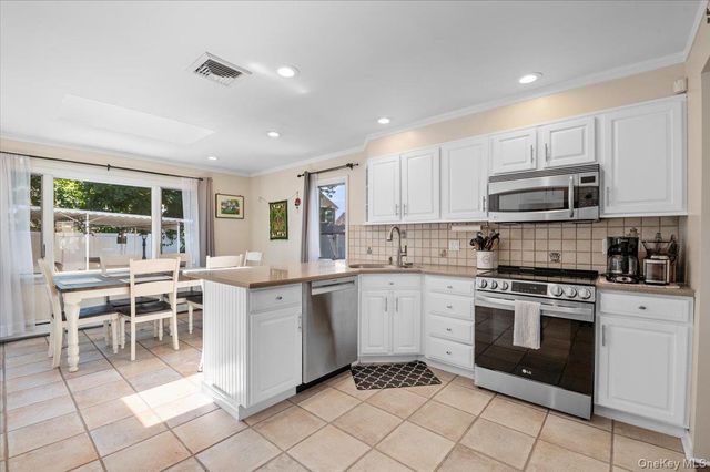 1882 Byrd Drive, East Meadow, NY 11554