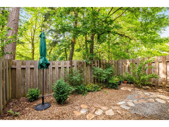 13187 Sw RAPTOR Pl, Tigard, OR 97223