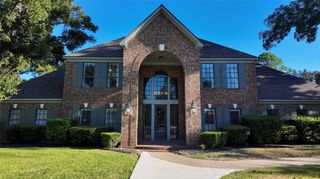 346 Timbercreek Drive, Lake Jackson, TX 77566