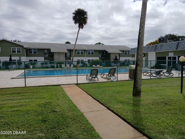 840 Center Ave Apt 65, Holly Hill, FL 32117